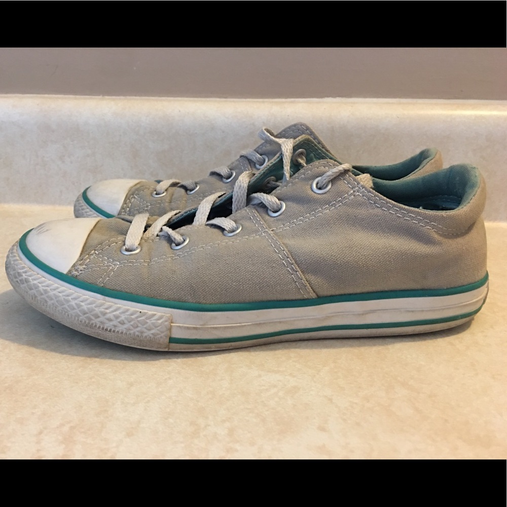 size 4: converse